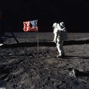 First Man on Moon (4)