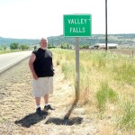 Oregon, Valley Falls sign
